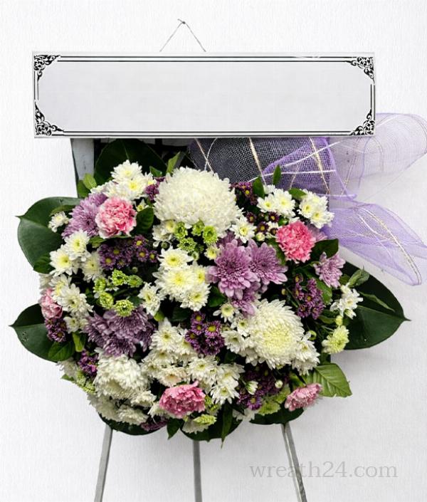 พวงหรีดขนาดเล็กเรียบง่าย เหมาะกับงานส่วนตัวไม่เป็นทางการ